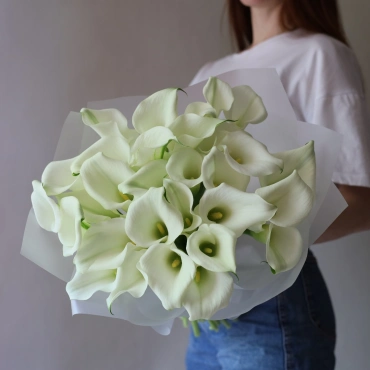 Букет из белых калл