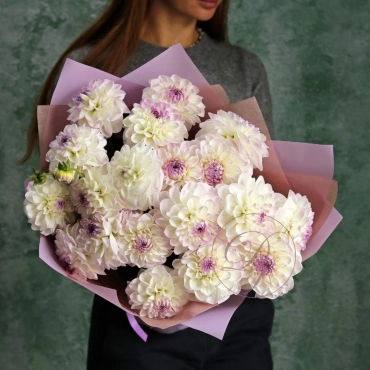 Букет георгин "Эвелин"