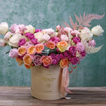 Цветы в коробке "Яркие воспоминания"