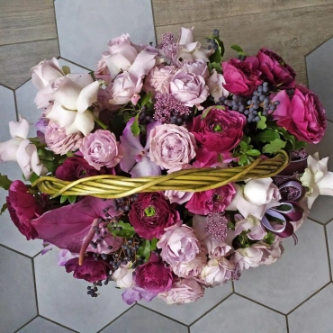 Авторская композиция из цветов "005"