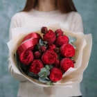 9 роз