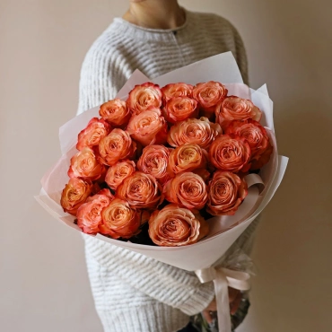 Пионовидная роза Кахала