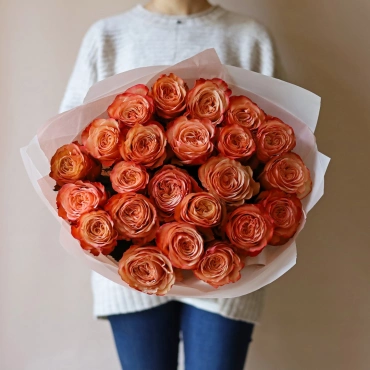 Пионовидная роза Кахала